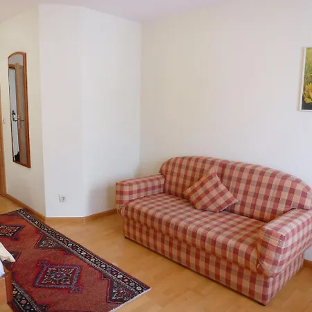 Flesch-2 By Interhome